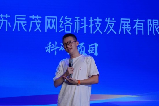 云图片